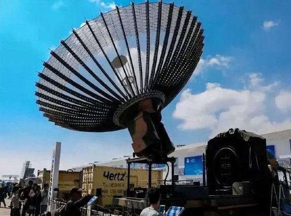 僅 30 年，中國(guó)雷達(dá)從被逼無(wú)奈到崛起，多項(xiàng)技術(shù)傲立世界前沿！