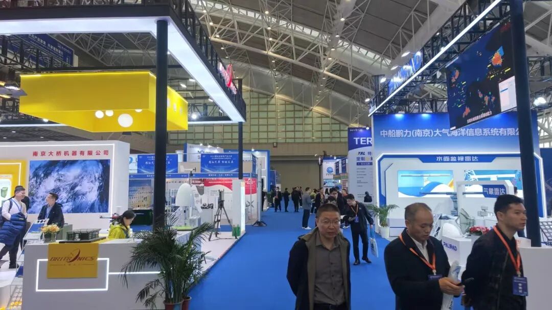 20251119_感知無界 智鏈未來｜研信通邀您共聚2025雷達無線電產業大會_6.jpeg